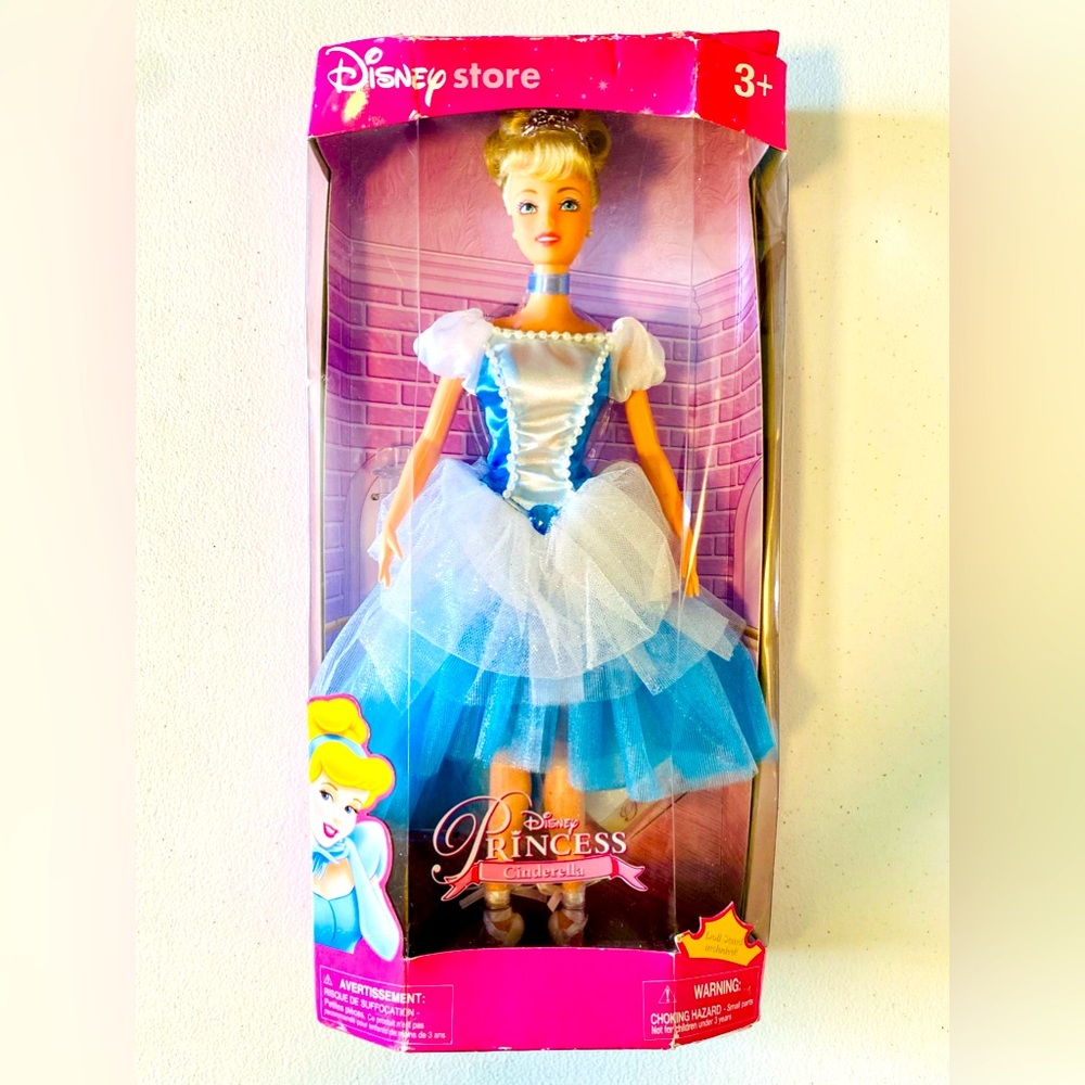 90s Disney Cinderella doll